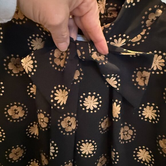 Vintage Petite Impressions Blouse Size 10 Black with Floral Print - Picture 5 of 6